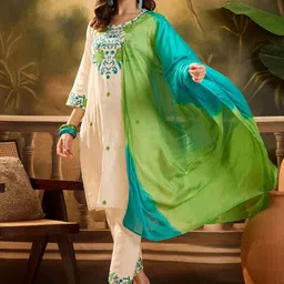 Sangria Floral Floral Embroidered Straight Kurta With Trousers And Dupatta-image-39