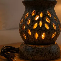 Pookiemoon lamp Diffuser with 2 Lavender Aroma Oils 10ml Each image 4