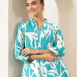 Libas Abstract Printed V-Neck Top With Trouser image 5