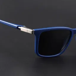 Voyage Unisex Square Sunglasses with Polarised and UV Protected Lens image 4