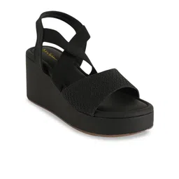 Mast & Harbour Women Wedge Round Toe Sandals-40