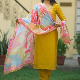 HERE&NOW Women Solid Embroidered Kurta with Pyjama & Dupatta-image-41