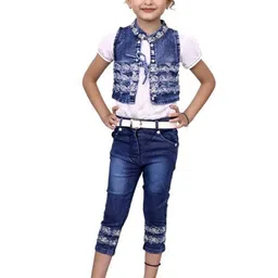 VALUE CREATION Girls T-shirt with Capris-image-73