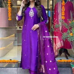 Anni Designer Women Ethnic Motifs Embroidered Regular Kurta with Trousers & With Dupatta-picture-54