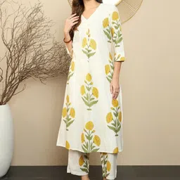 V.S.Creation Women Floral Printed Regular Pure Cotton Kurta Sets-picture-43