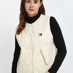 Tommy Hilfiger Women Floral Quilted Jacket with Patchwork-17