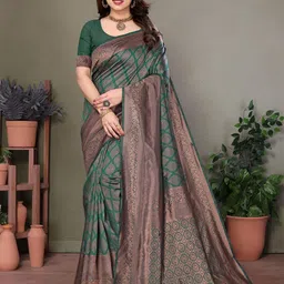VEDANT VASTRAM Floral Zari Saree-image-95