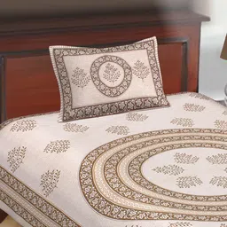 E Elma Brown Bedsheets-image-84