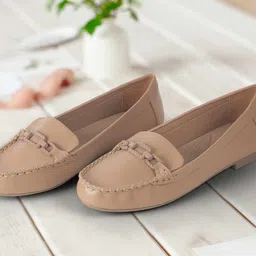 Metro Women Solid Loafers-43