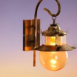 KINIS Gold-Toned Abstract Shaped Metal Wall Lamp-23