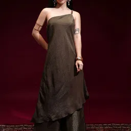 Vishudh Women Printed Regular Kurta with Trousers-image-43