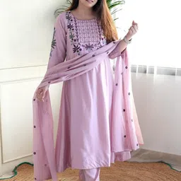 Moda Rapido Women Floral Embroidered Empire Thread Work Chanderi Silk Kurta with Trousers & With Dupatta-picture-17