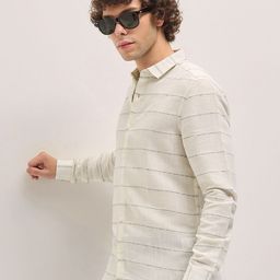 THE BEAR HOUSE Men Spread Collar Horizontal Striped Slim Fit Casual Shirt-image-96
