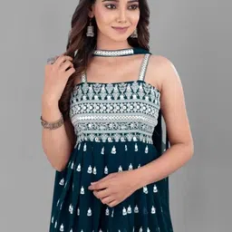 PARROT CREATION Floral Embroidered Sequinned Square Neck Kurti with Sharara & Dupatta image 3