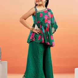 VASTRAMAY Girls Floral Printed Pleated Gotta Patti Kurta With Palazzo-picture-40