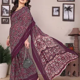 AMRUTKALA SAREES Floral Printed Block Print Saree with Blouse Piece image 4