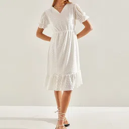 BIANCO LUCCI Flared Sleeve A-Line Midi Dress-image-13