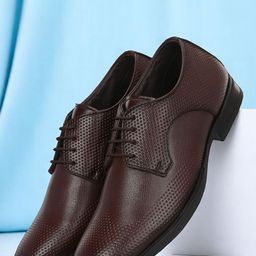 Guava Men Textured Lace-Up Semi Formal Derbys-image-118