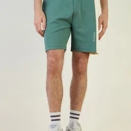 Iconic Men Colourblocked Technology Shorts-image-74