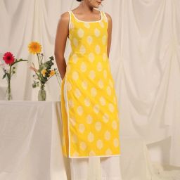 Women Printed Viscose Rayon Straight Kurta-image-33
