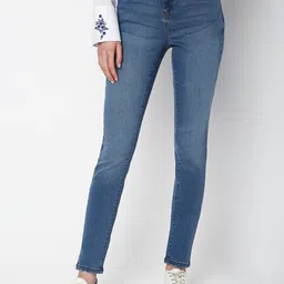 Vero Moda Women Skinny Fit Clean Look Light Fade Stretchable Jeans-picture-45