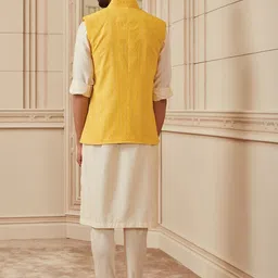 Tasva Men Yellow Jacquard Woven Design Nehru Jacket with Metallic Buttons image 4