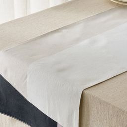 Home Centre Drake Ecliptic Saga Monochrome Grey Printed Cotton Printed Table Runner-15