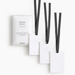 H&M 3-Pack Scented Cards-14