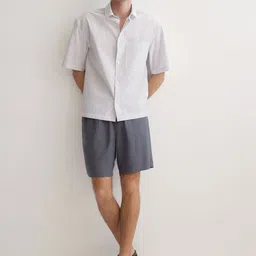 H&M Relaxed Fit Linen-Blend Shorts-picture-36