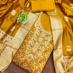 Maroosh Unstitched Dress Material-image-4