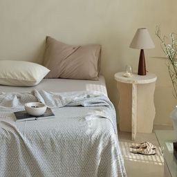 JC HOME Grey & White Geometric AC Room 300 GSM Single Bed Quilt-image-97