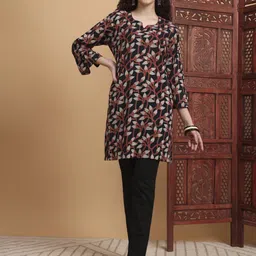 SUFIZA LIFESTYLE Women Ajrak Printed Pure Cotton Kurti-picture-13