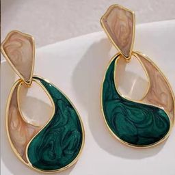 Adornity Women Green Earrings-image-94