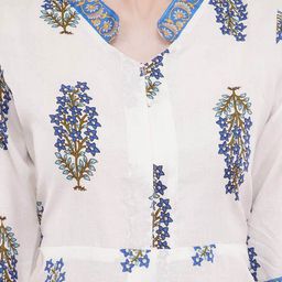 7Threads Ethnic Motifs Printed Mandarin Collar A-Line Kurta With Trousers & Dupatta image 2