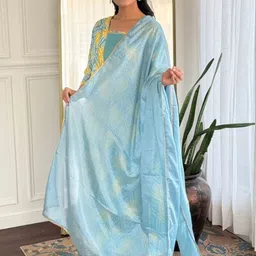 Navlik Bandhani Printed Thread Work Sqaure Neck A-Line Kurta With Trousers & Dupatta image 3