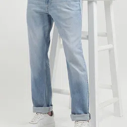 Tommy Hilfiger Men Low Distress Heavy Fade Stretchable Jeans-image-58