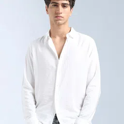 Flying Machine Men Slim Fit Solid Spread Collar Casual Shirt-picture-41