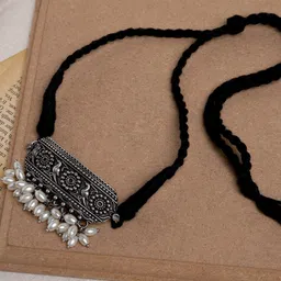 TEEJH Silver-Plated Oxidised Necklace-17