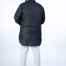 UNSIZED Men Paisley Printed Thread Work Kurta image 5