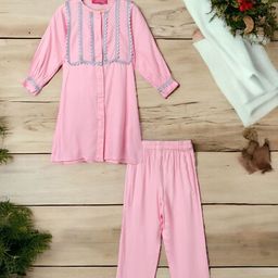 MUSHKIYA Girls Round Neck Regular Straight Kurta with Trousers-image-25