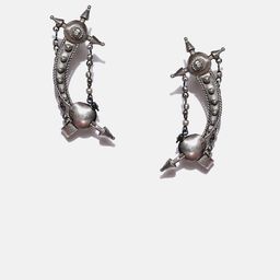 Dulcett Silver-Plated Sword Shaped Ear Cuff-image-50
