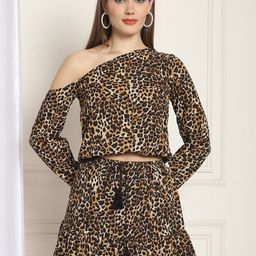 NEUDIS Animal Print One Shoulder Puff Sleeve Styled Back Top-image-29