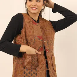 SANSKRUTIHOMES Brown Ethnic Motifs Printed Lightweight Cotton Quilted Jacket-15