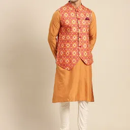 KISAH Men Beige Kurta with Churidar & Nehru Jacket-image-13