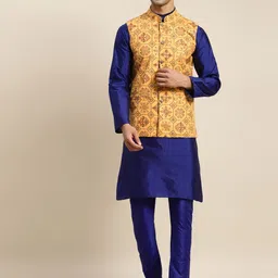 SOJANYA Men Blue Kurta with Churidar & Nehru Jacket-picture-18