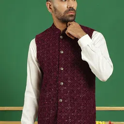 Jompers Sequin Embroidered Mandarin Collar Sleeveless Velvet Nehru Jacket-5
