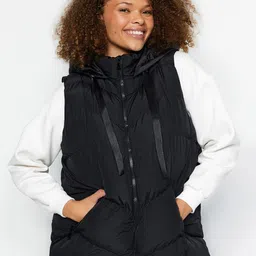 Trendyol Hooded Padded Jacket-picture-15
