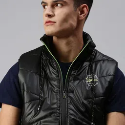 SHOWOFF Men Black Lightweight Crop Bomber Jacket-picture-15