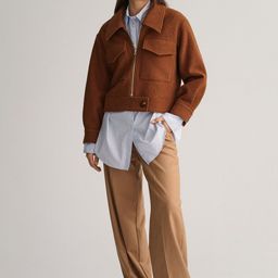 GANT Textured Spread Collar Crop Tailored Jacket image 4