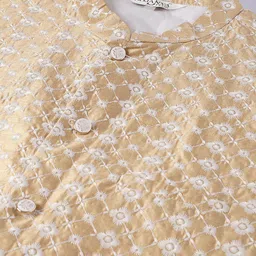 SOJANYA PLUS Plus Size Thread Work Silk Kurta With Pyjamas & Embroidered Nehru Jacket image 3